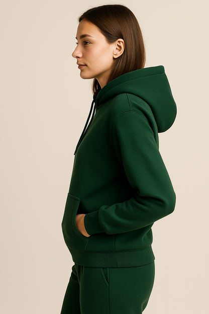 Zielona bluza z kapturem basic – wygodna i stylowa na co dzień
